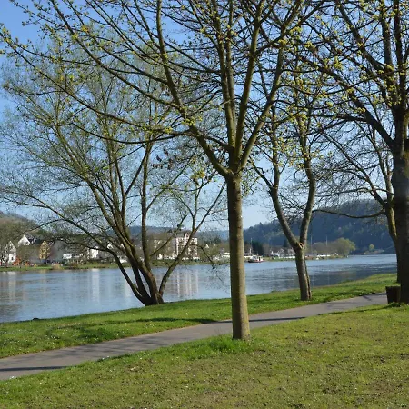Lejlighed Cozy In With River Nearby *